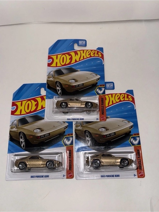 Hot Wheels Other - Hot Wheels Muscle Mania 1983 Porsche 928S Gold Diecast 1:64 Car Lot of 3 dollar